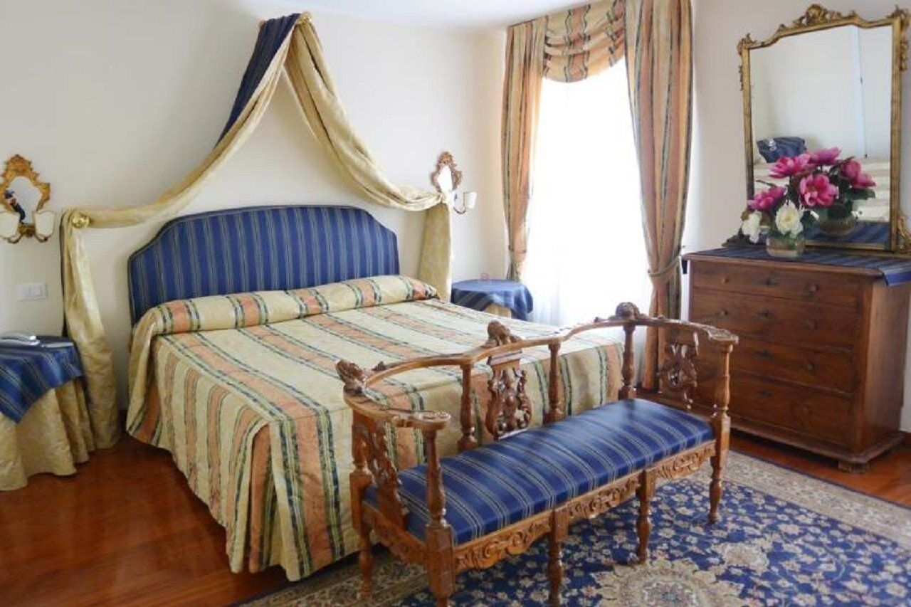 Hotel San Zulian Венеція Екстер'єр фото